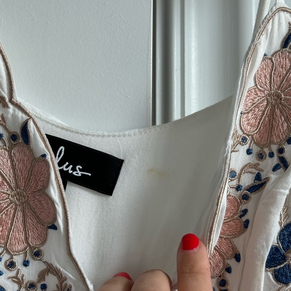 LuLus Dress - Picture 4 of 5